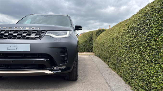 Land Rover Discovery 3.0 D350 Tempest 5dr Auto Diesel Station Wagon - Image 48